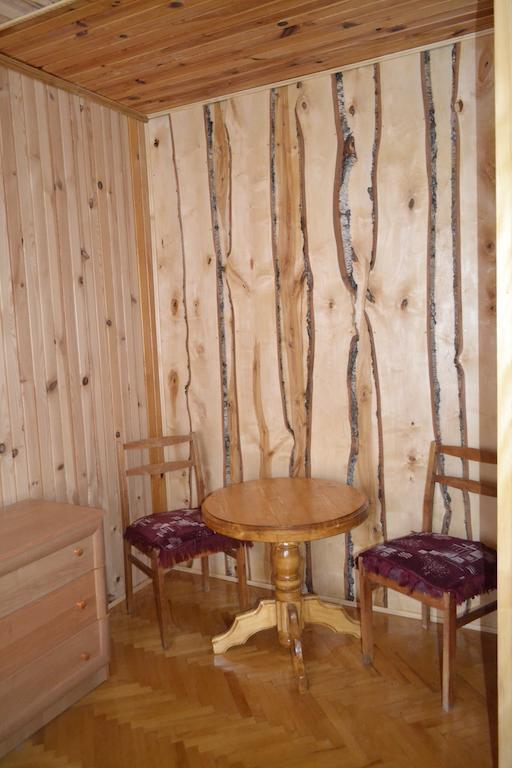 Sadyba Hatynka Hotel Yaremche Room photo